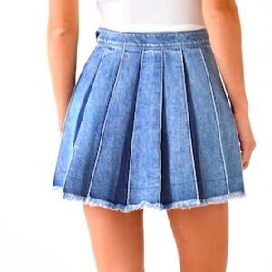 Denim pleated skirt